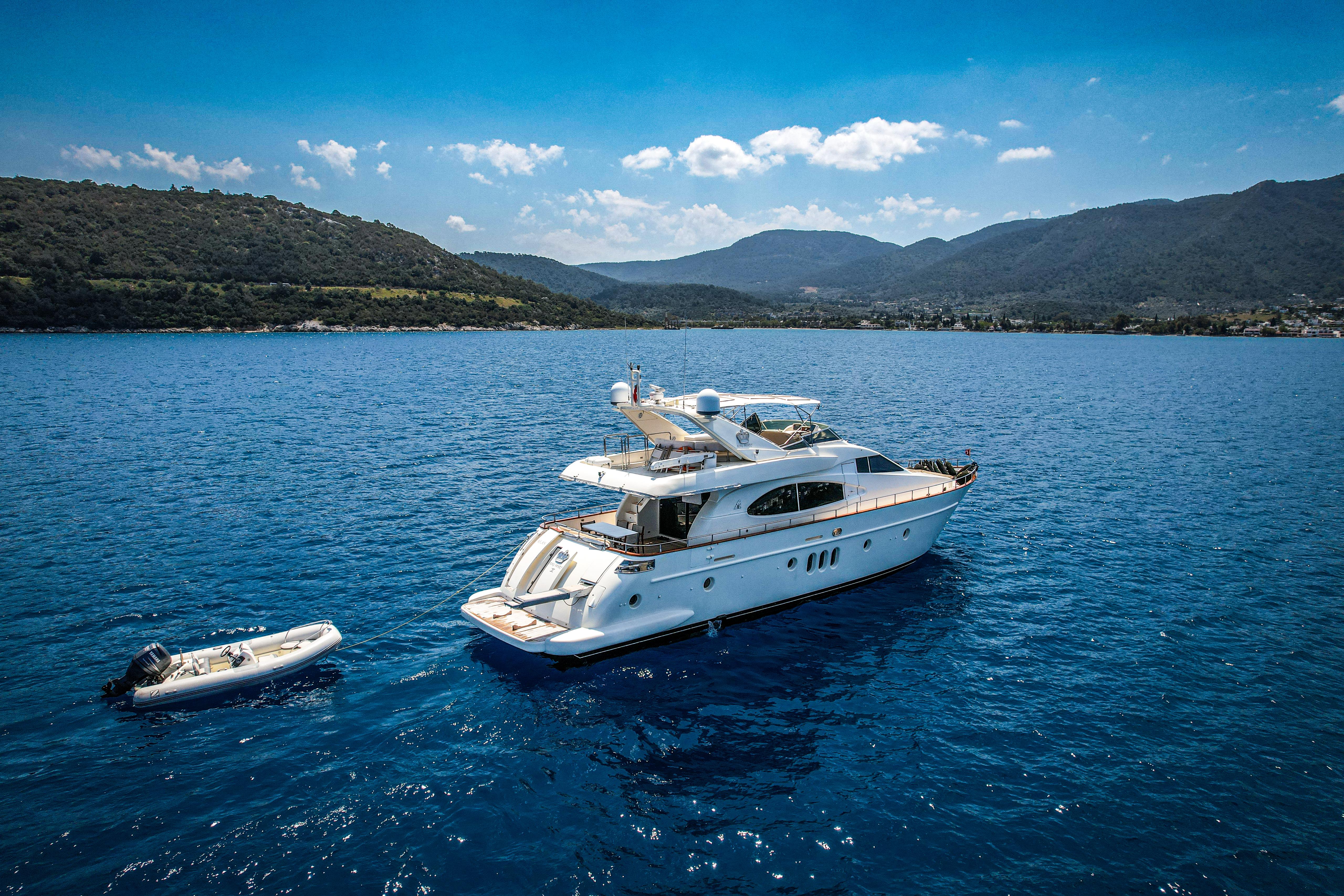 Marmaris Muhafazakar Tekne Kiralama 