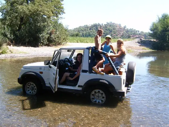 Akbuk Jeep Safari