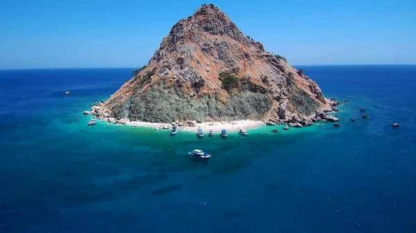 Boat Rental Suluada